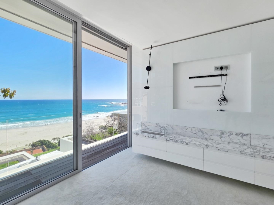 To Let 3 Bedroom Property for Rent in Camps Bay Western Cape
